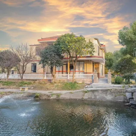 Jiuyuan villa hotel Отели в г. Данту
