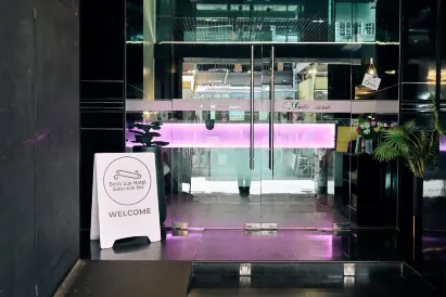 Deco Lux Hotel