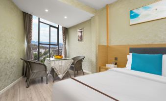 Zhenxiong Svit Theme Hotel
