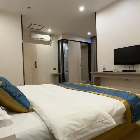 Hengxian Huashi Baijie Hotel