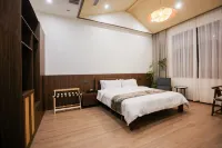 Zaoyuan Homestay