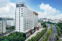 THE AMBER HOUSE SHENZHEN Hotels near Pinghu Railway Station