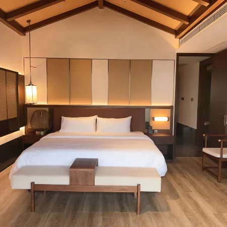 HuiJiangLou · MaxX Hotel