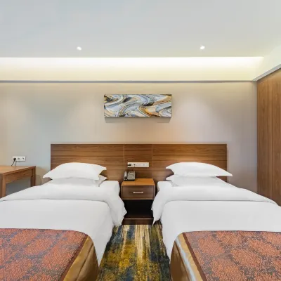 Food City Hotels near Orlov Paleontological Museum