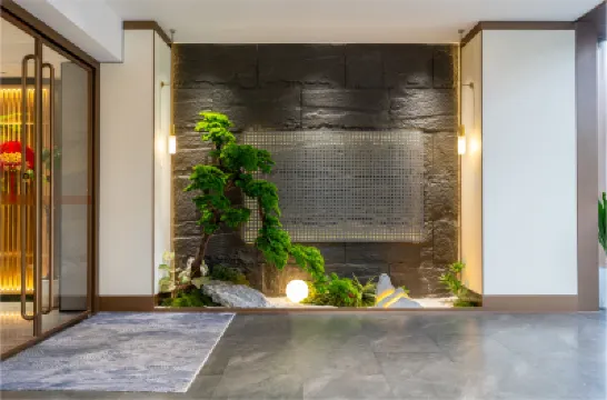 Ruixi Junyu Hotei Hotels near Chengdunan Railway Station