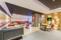 Ibis Hotel (Shenyang Middle Street Forbidden City)