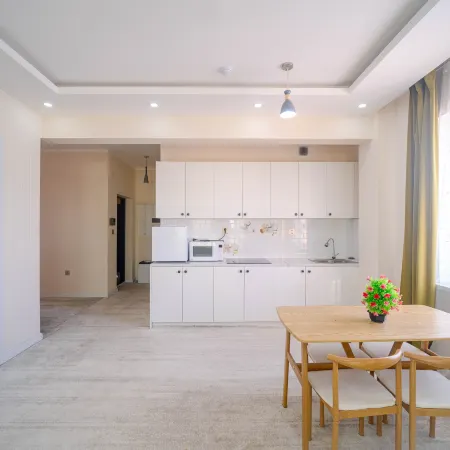 Eagle Town Service Apartment