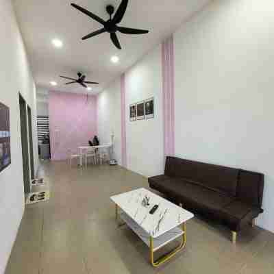 Homestay Sungai Karangan Near Inokom Rooms