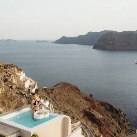 Nano Oia Villas Отели рядом с достопримечательностью «Пляж мыса Колумбо»