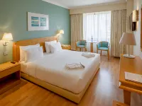 سانا متروبوليتان هوتل Hotels near سيت ريوس
