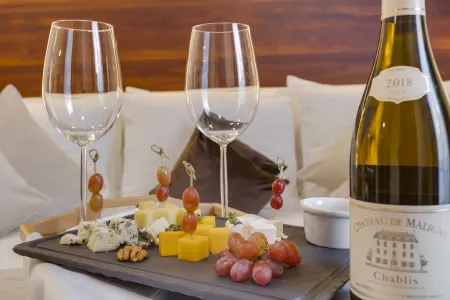 Viewpoint Hotel (Вьюпоинт) Отели рядом с достопримечательностью «Скульптурный ансамбль «Знаки Зодиака»»