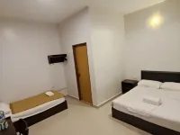 CK HOTEL, LUMUT Hotels in Manjung