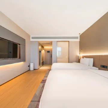 Lifeng Hotel (Zhaosu Tianma Lake Branch)