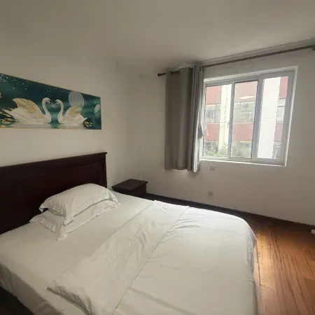 Meihe Holiday Hotel
