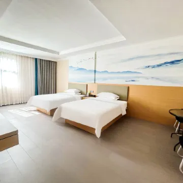 Lingshan Venice Hotel