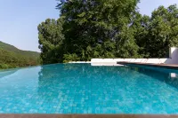 SunshineKeep - Swimmingpools