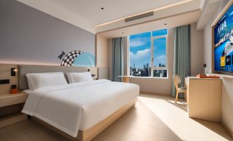 Baoshan Yuezhijia Hotel (Baoshan Qinghuahai Wetland Park Store)
