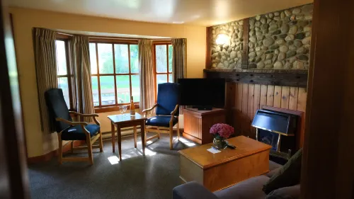 Painter's Lodge Hotels in Campbell River