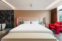 Zhenning Jiaxiyue Hotel