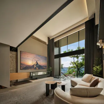 YOLO Eling Art Gallery Hotel(Erling No. 2 Factory Cultural and Creative Park Store) Hotels near Chongqing Bayu Mingbian Culture Art Museum