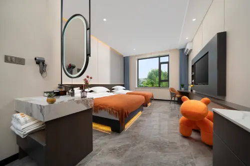 All Seasons Boutique Homestay Hotels in Ning'an