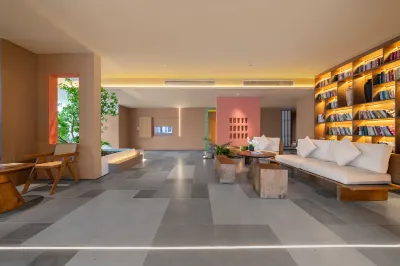 Cat's Distance (Anshun Tiansheng International Trade City Store) Hotels near Anshun Ancient City Historical and Cultural Block