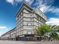 如家YUNIK電競酒店（臨汾洪洞中心廣場店） 鄰近小淘氣嬰童一站式購物的酒店