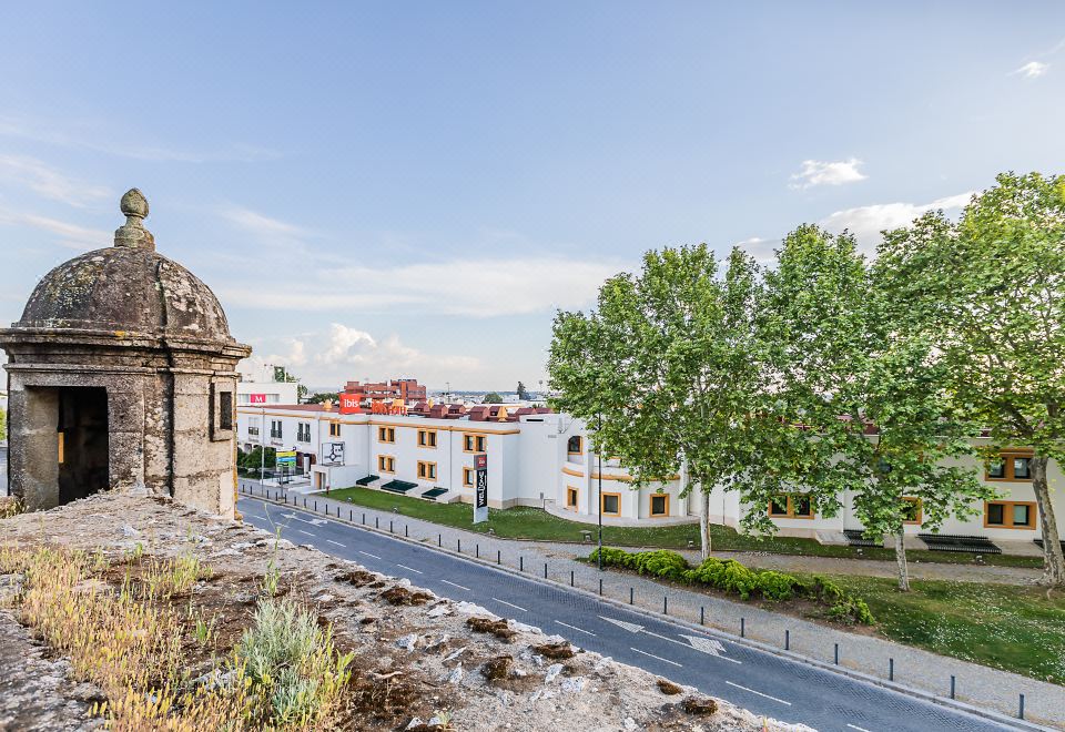 hotel overview picture