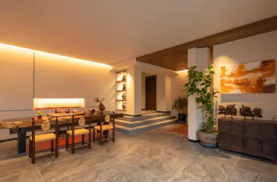 Shangri-la Yunyin Mountain Air BNB