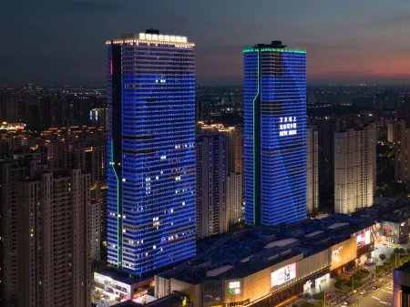 ArBo High-altitude Resort Hotel (Taizhou The Mixc & Financial Plaza) Отели рядом с достопримечательностью «Jiangsu Taizhou Garden Expo Park»