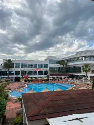 Te Stela Resort & Spa