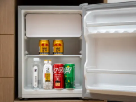 โรงแรมเอพอคแอนด์อีเลแกนซ์