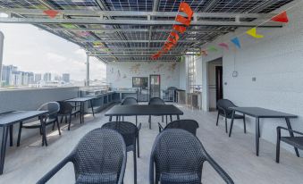 Tashton Resort Hotel (Lingshui High-speed Railway Station Branch)