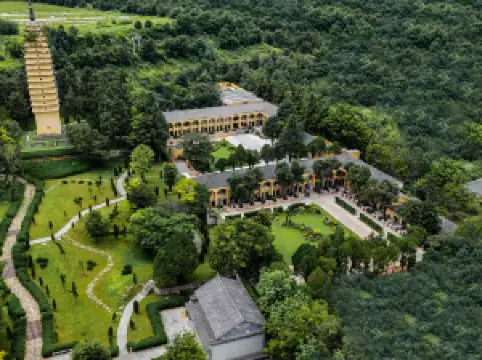 大理古城花間府·松語