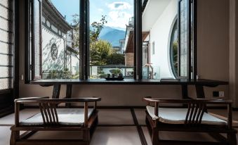 Dali Ancient City Yijing Homestay