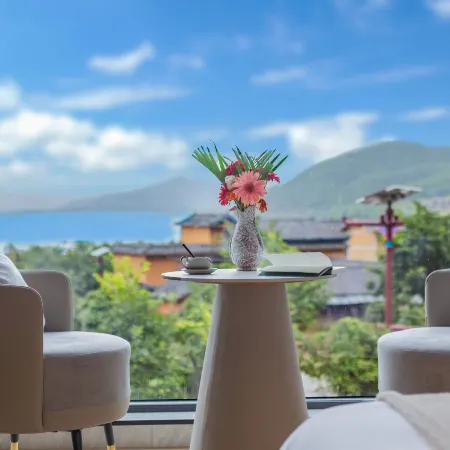 Lugu Lake Scenic Area | Canglanju · Serene Lakeside Vacation Boutique Stay (Daluoshui Village)
