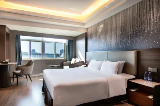 Wanjia Dongfang Hotel Hotels near Hudong Park