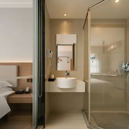 Yiduo Hotel (Binyang Liwo Plaza Fenghuanghu Park Branch)