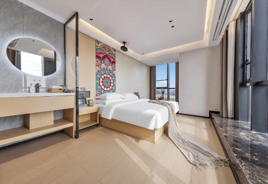 Miaohuang Royal 전망