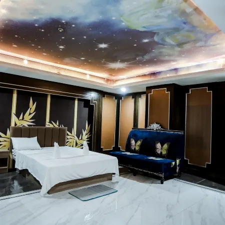 Underskies Spa and Hotel