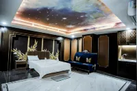 Underskies Spa and Hotel