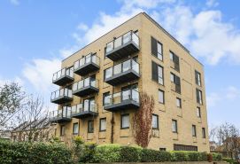 Hybrid Resi - Greenwich