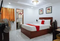 紅門飯店-拉卡薩賓館前紅門飯店-塔瑪林街安吉利斯市 住宿飯店