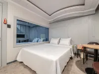 Ivy Hotel ハイデオクサ周辺のホテル