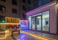 Lantao Villa (Hailing Island Dajiaowan Scenic Area Shop)