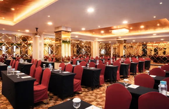 馬斯特羅酒店-坤甸