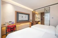 Ji Feng Hotel (Kaifeng Henan University Minglun Campus)