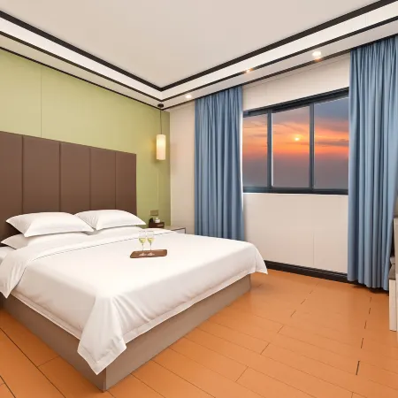 Zerman Hotel (Zhonghuan International Branch, Yunling Middle Road)