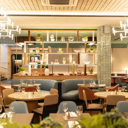 DoubleTree by Hilton London Victoria Отели рядом с достопримечательностью «Пимлико»