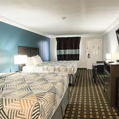 Studio 6 Suites Lexington, KY - Airport